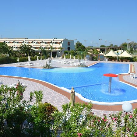 Alessidamo Club Metaponto Hotell Eksteriør bilde