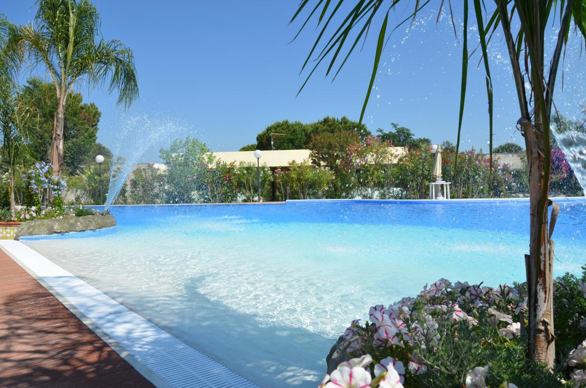Alessidamo Club Metaponto Hotell Eksteriør bilde